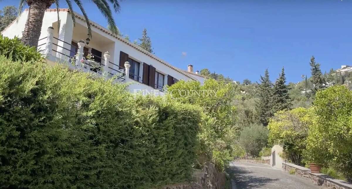 Maison à SAINT-RAPHAEL