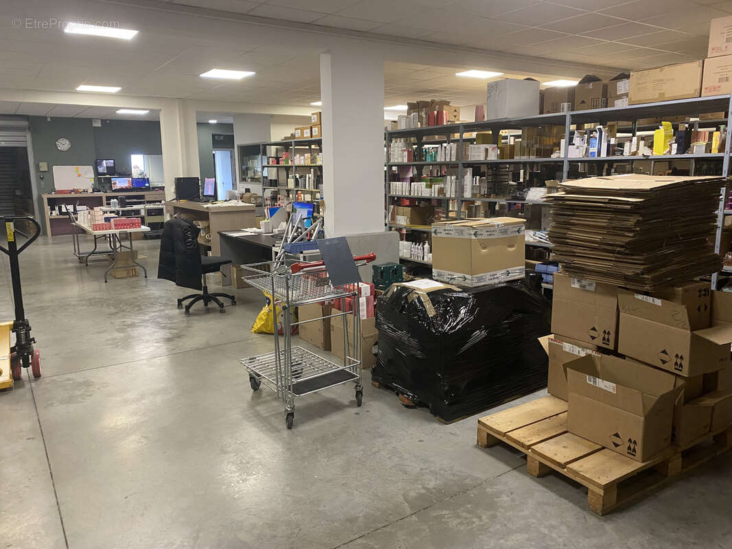 Commerce à BOURG-LES-VALENCE