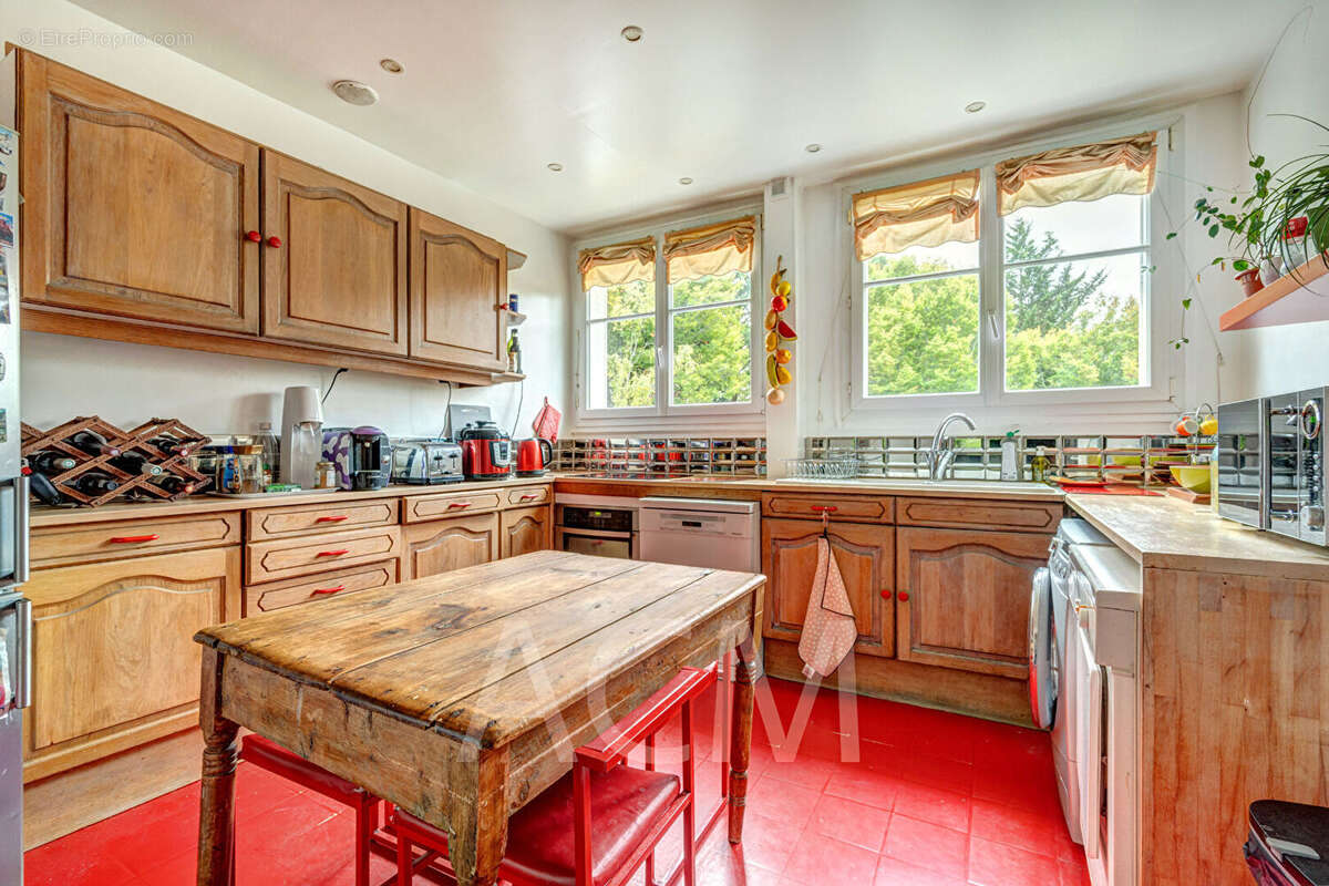 Appartement à MAISONS-LAFFITTE