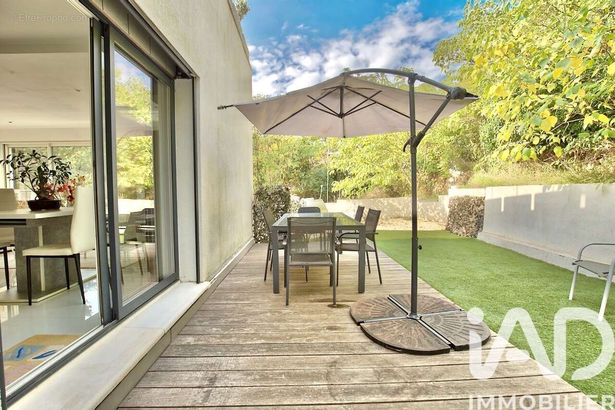 Photo 3 - Maison à MARSEILLE-11E