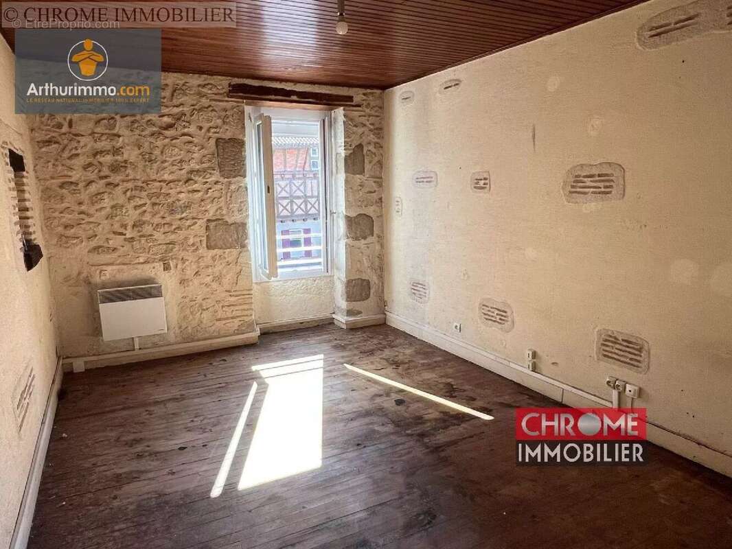 Maison à ESCASSEFORT