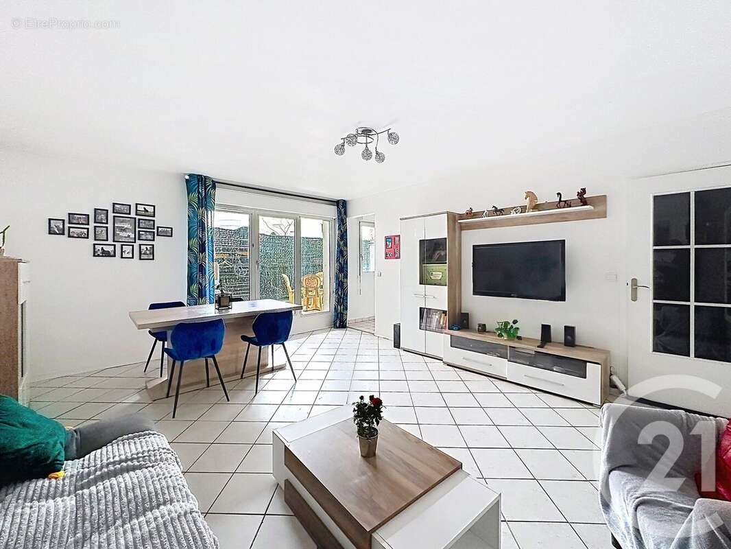 Photo 3 - Appartement à THIAIS