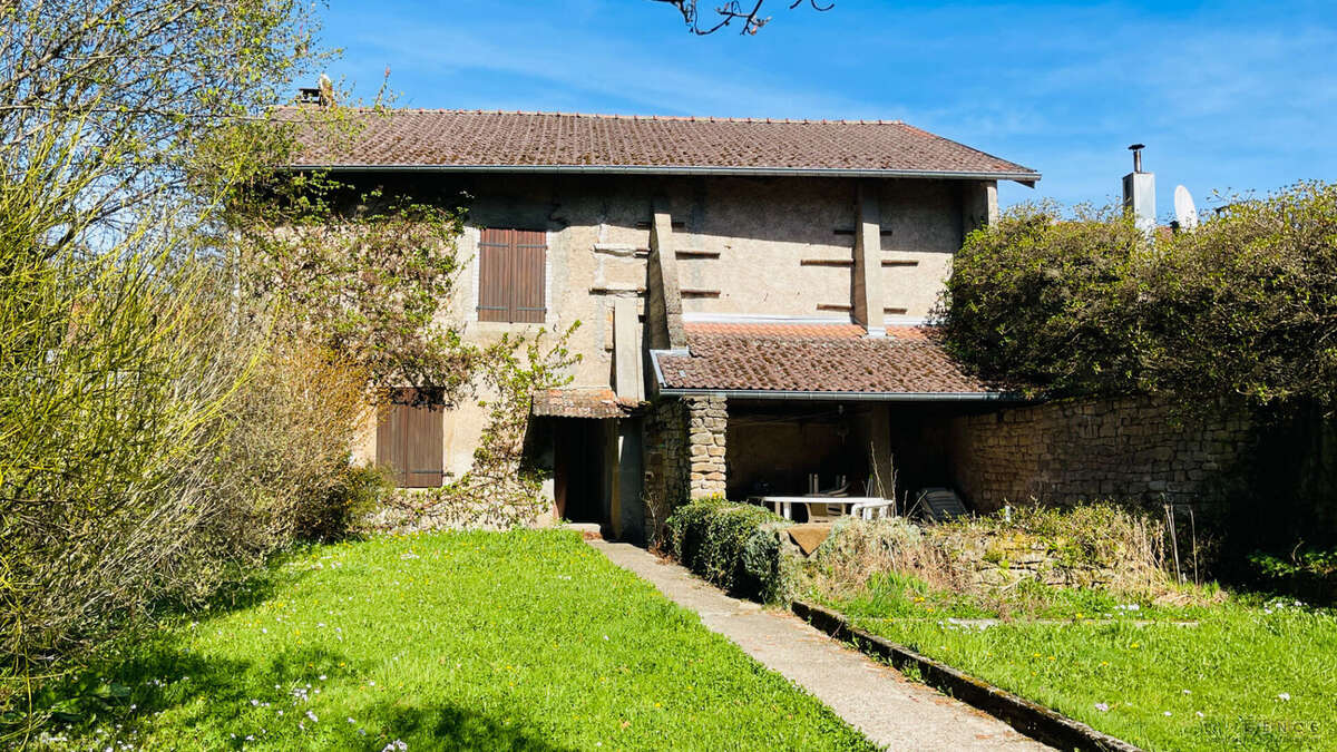 Maison à NEUFMAISONS