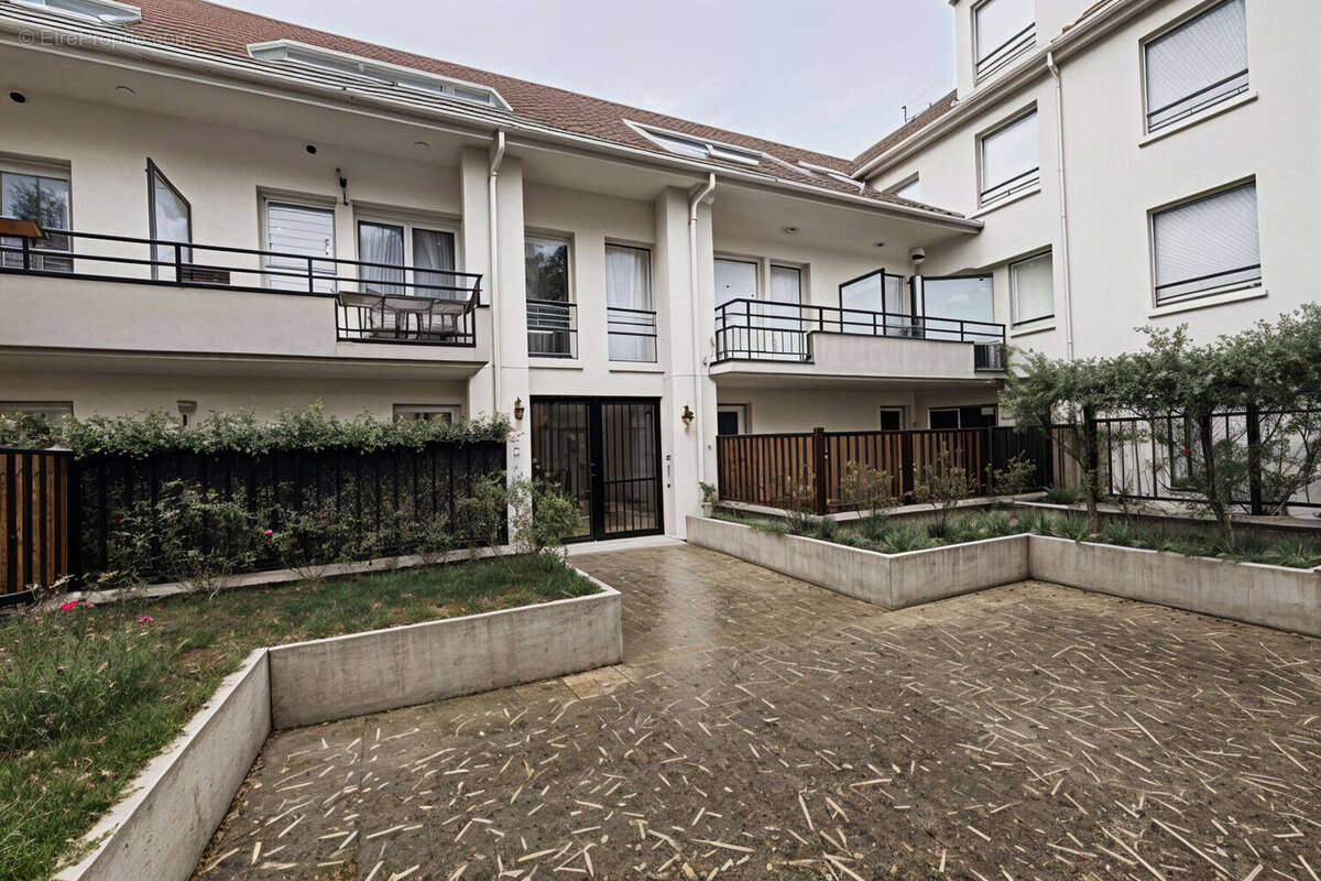 Appartement à SERRIS