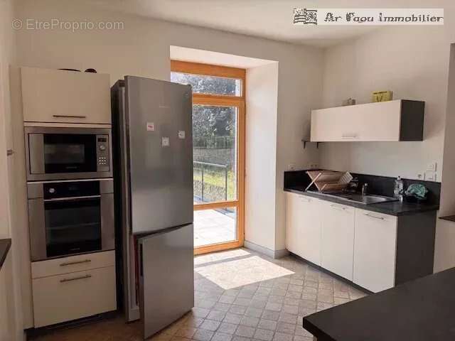 Maison à PONT-DE-BUIS-LES-QUIMERCH