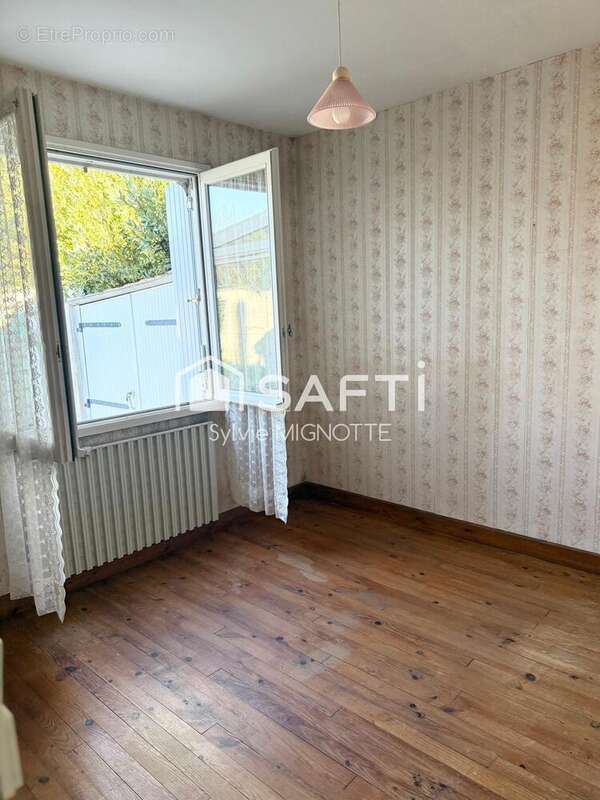 Photo 4 - Maison à SURGERES