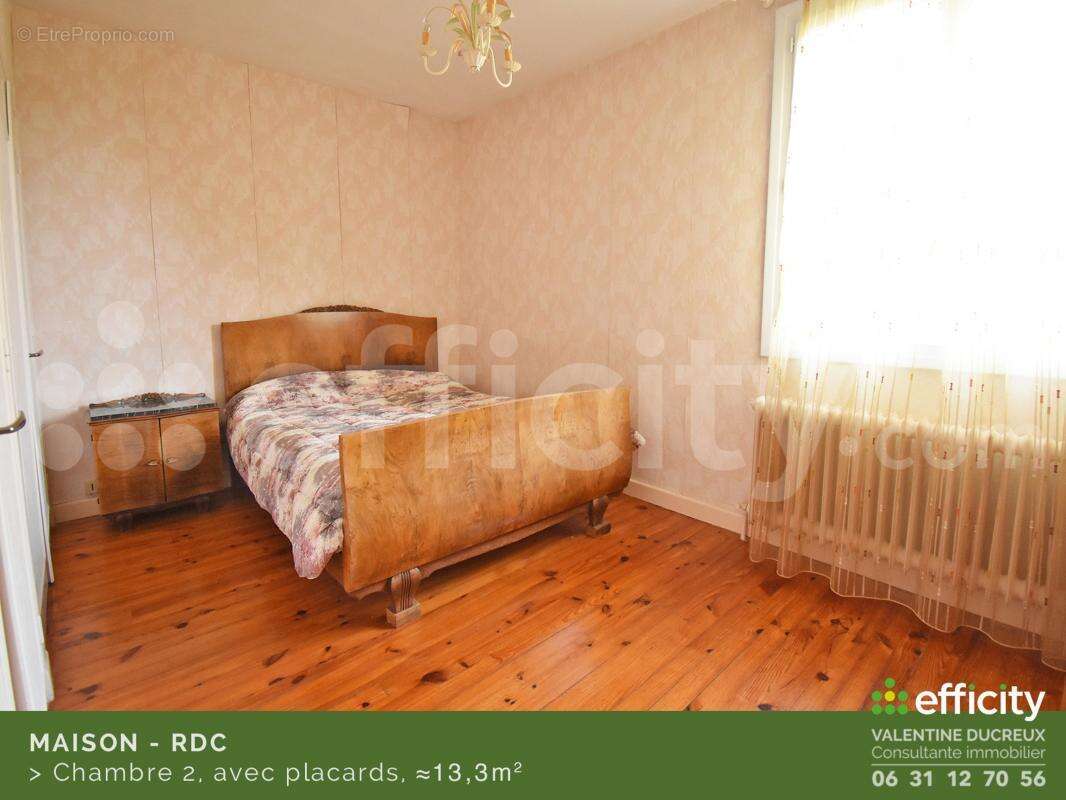 Maison à CHAZELLES-SUR-LYON