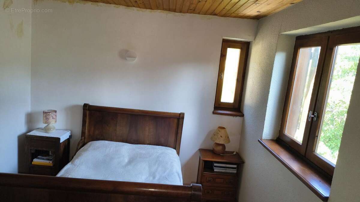 Maison 120 m² à Roquefort-De-Sault  - photo 9