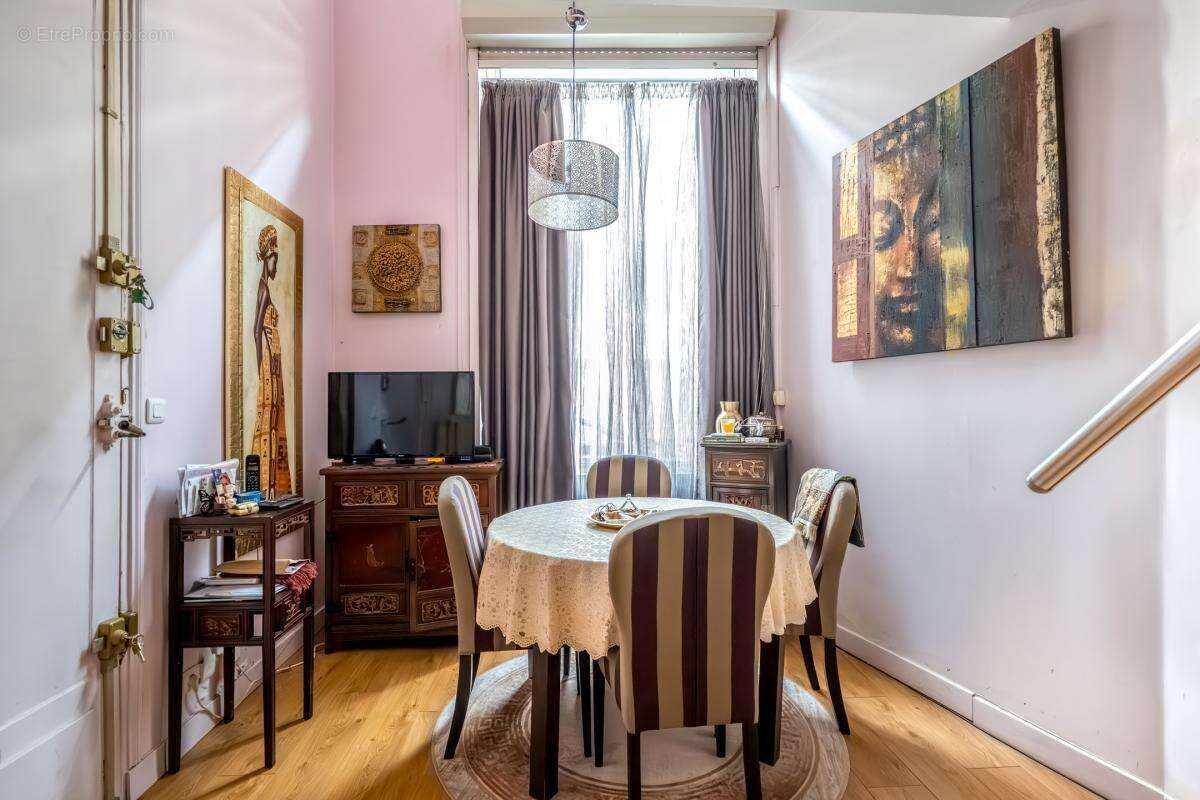 Appartement à PARIS-6E