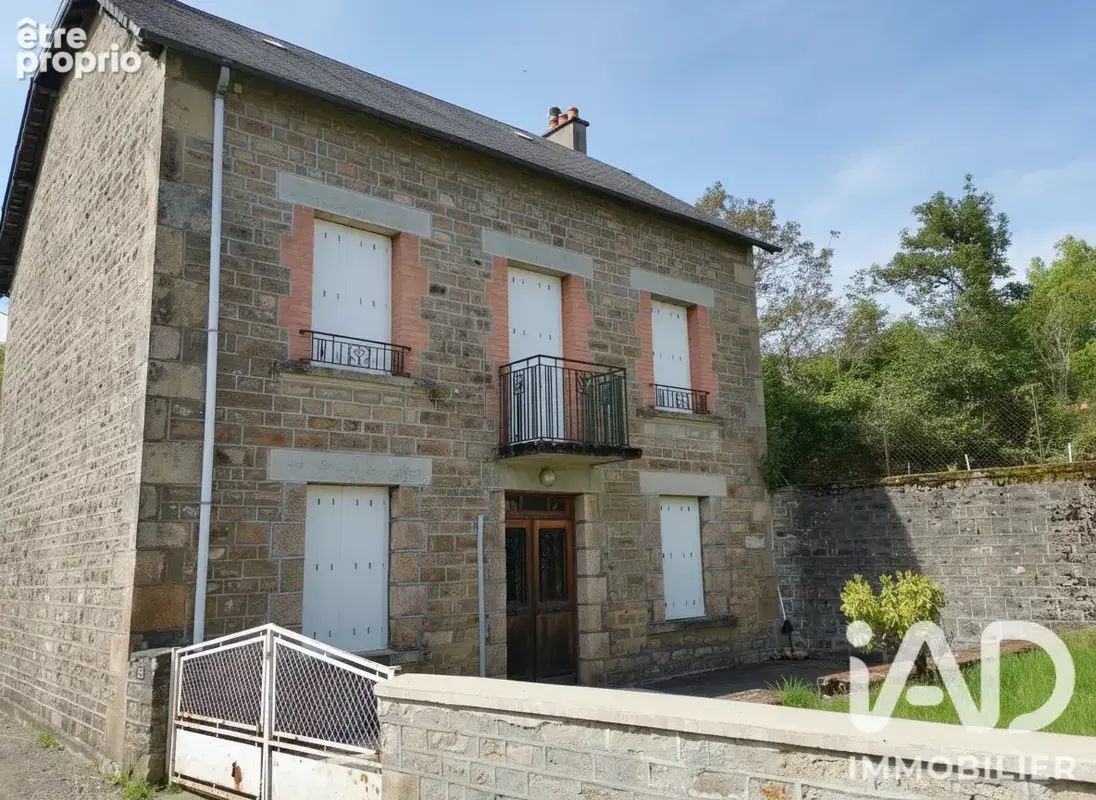 Photo 1 - Maison à PEYRELEVADE