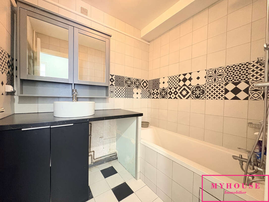 Appartement à BAGNEUX