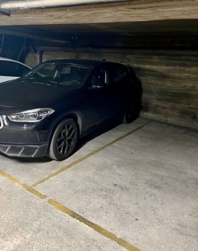 Commerce à PARIS-17E