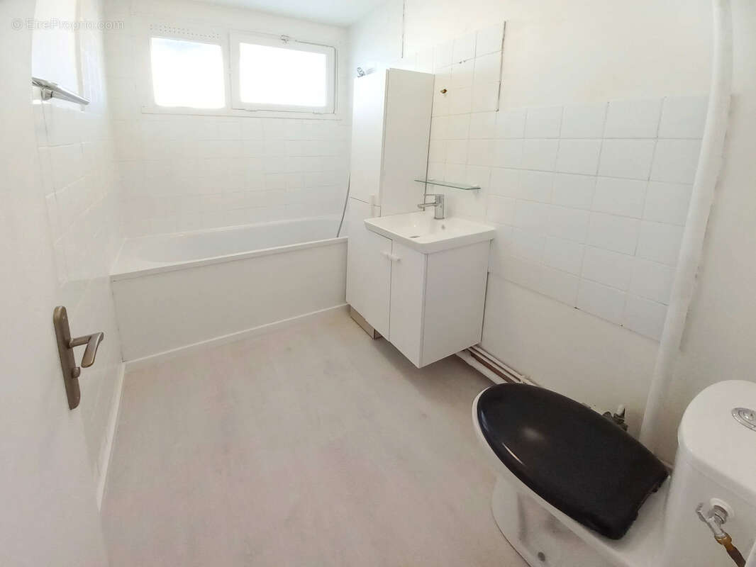 .2 pièces clair avec balcon et loggia   10 min du Mo Créteil?Préfecture - photo 6