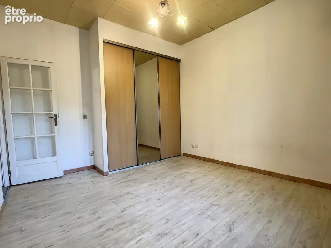 Immeuble à vendre MONTPELLIER (34) 254 m2 au sol -Comprenant un T1bis loué - un T3 libre - une remise de 100 m2 libre - un local - photo 18