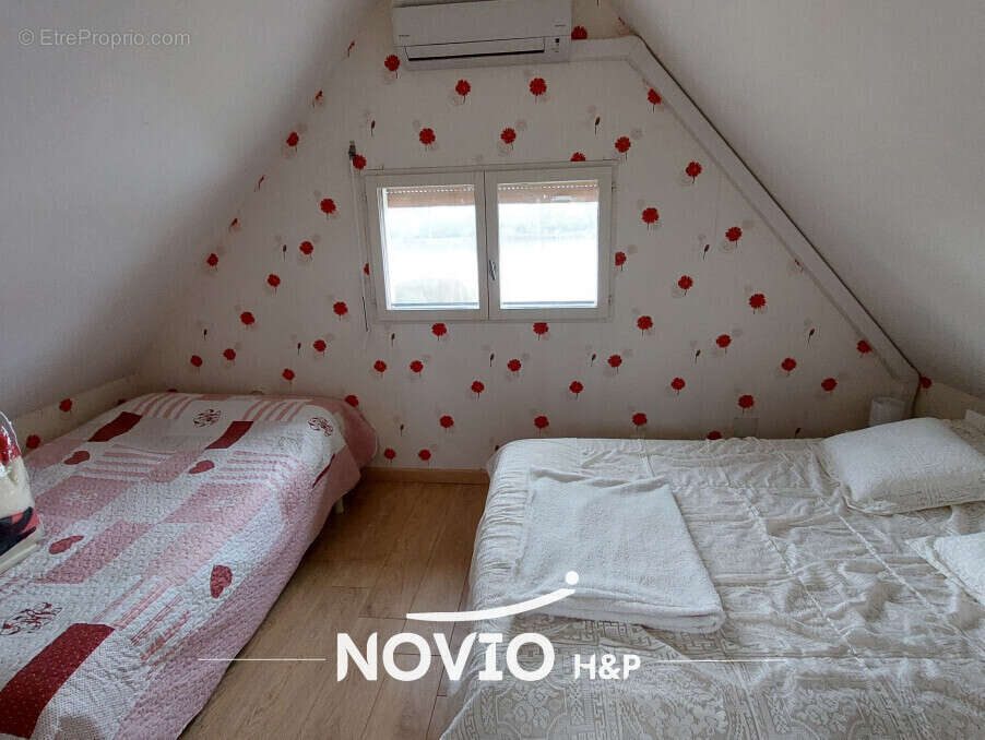 Terrain à SAINT-MICHEL-EN-BRENNE