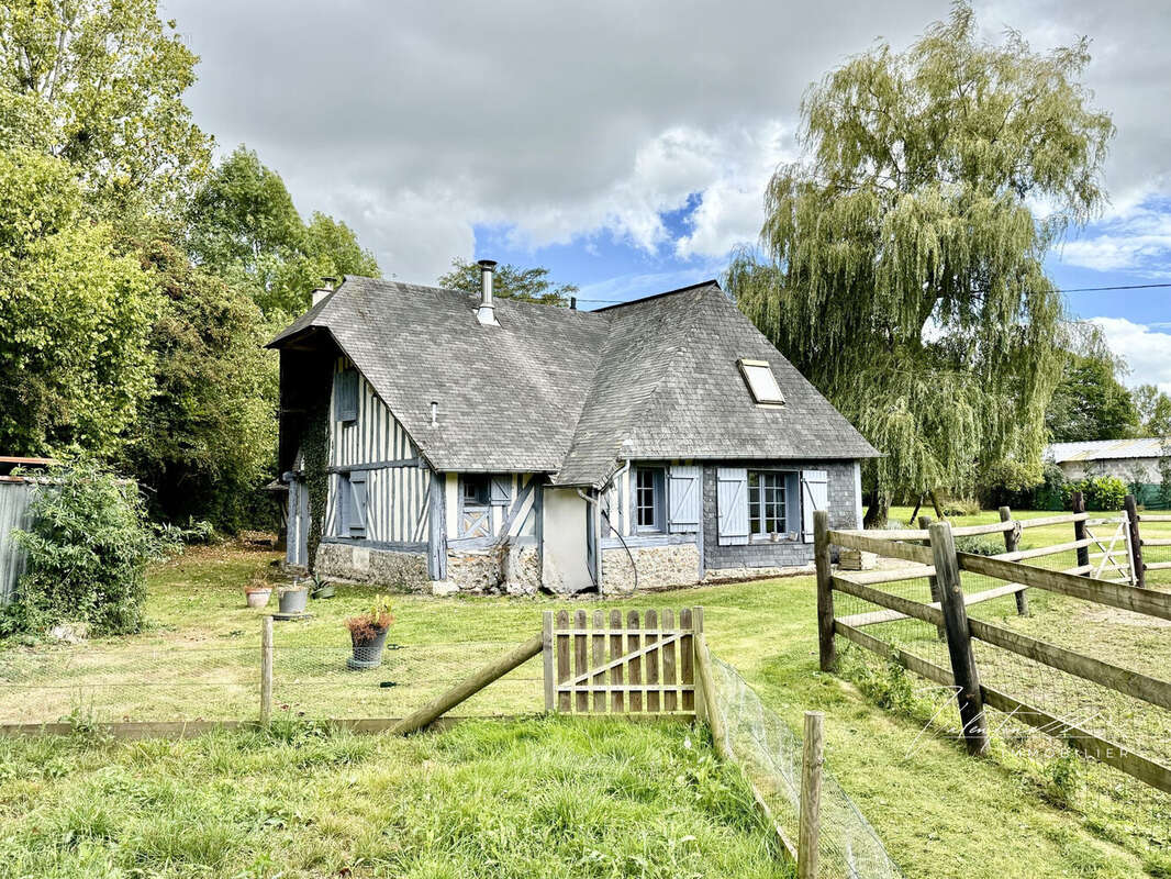Maison à PONT-L'EVEQUE