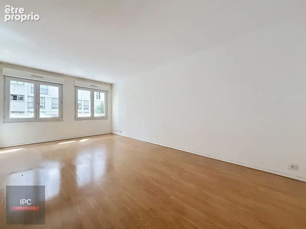 Appartement à PARIS-20E