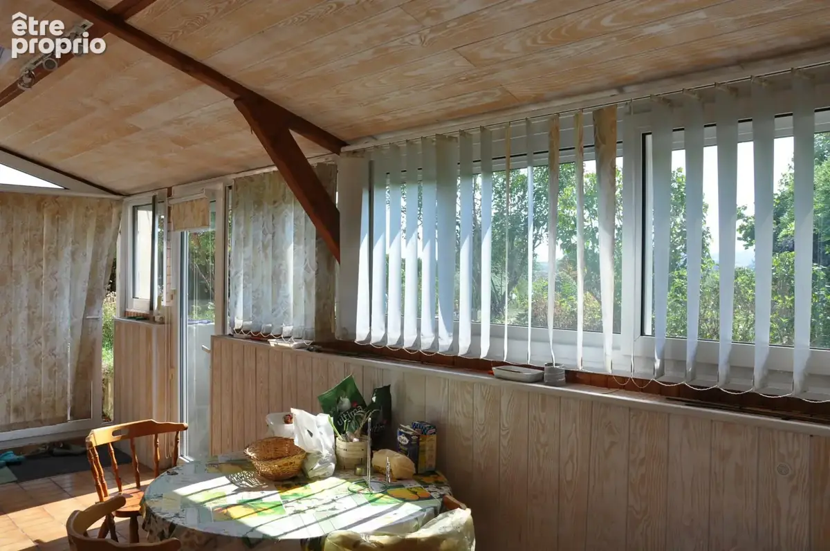 Belle maison rénovée en 2010, avec 2 chambres, terrain de 693 m2, louée 700 €/mois hors charges. - photo 11