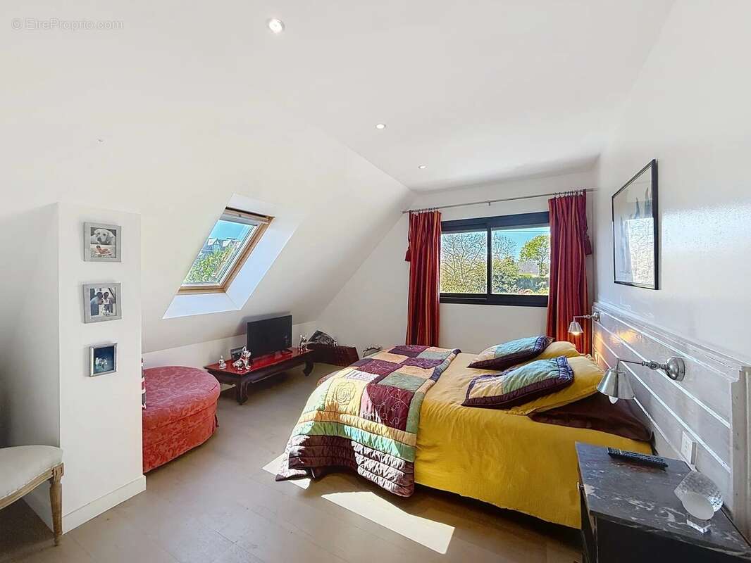 Vaste maison contemporaine dans un cadre verdoyant - photo 20