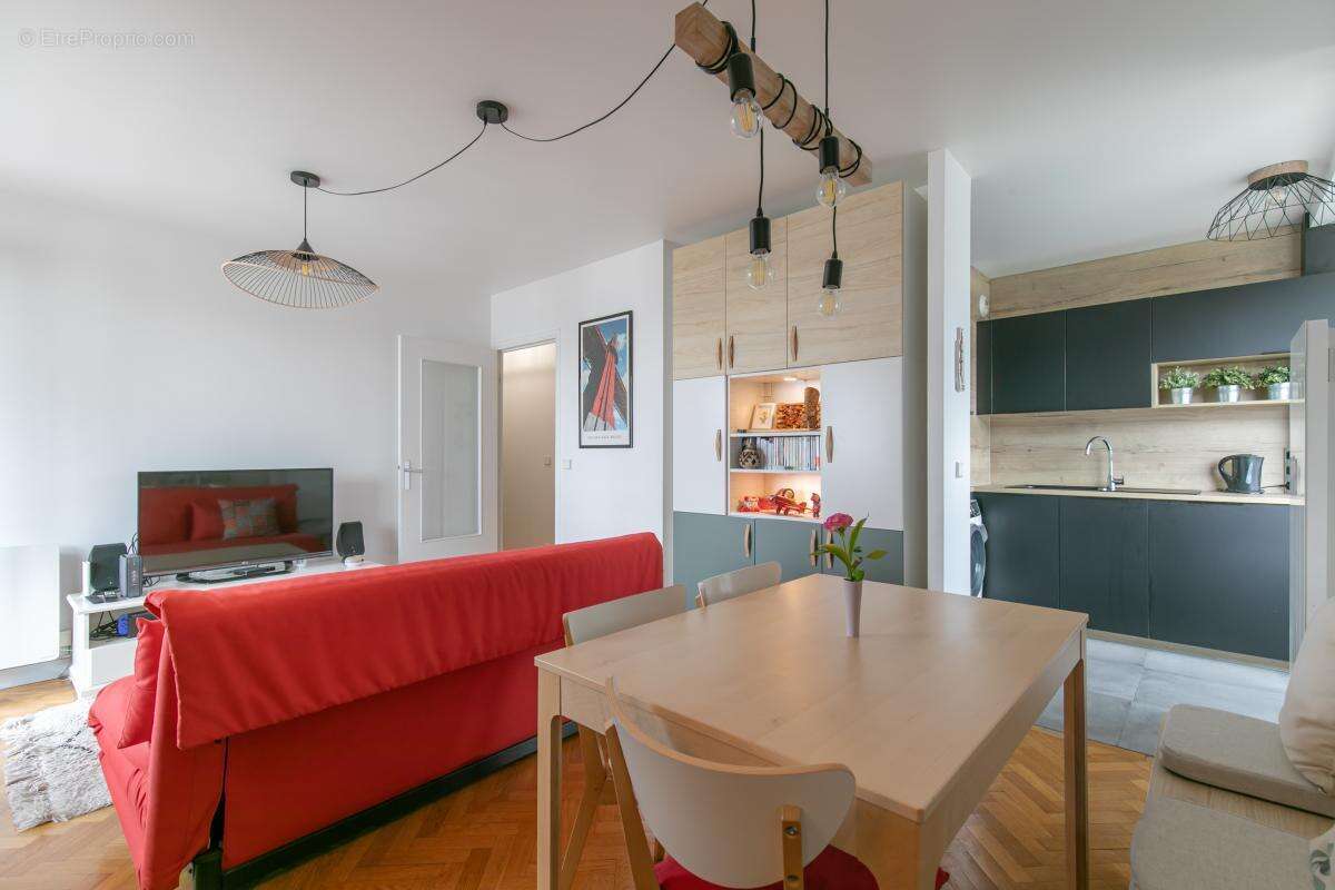 Appartement à PARIS-12E