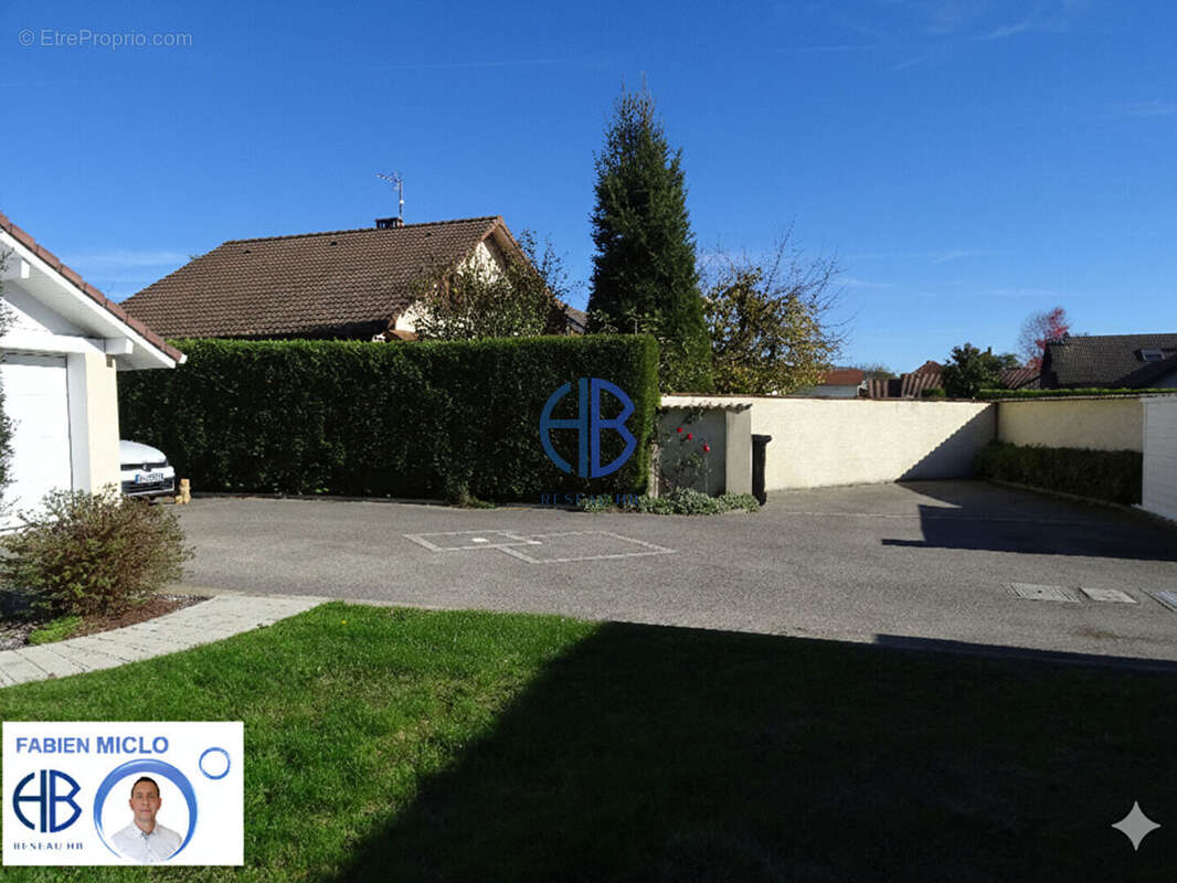 Maison à LE GRAND-LEMPS