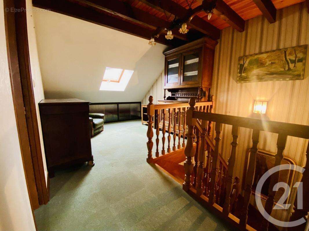 Maison 230 m² à La Porcherie  - photo 16