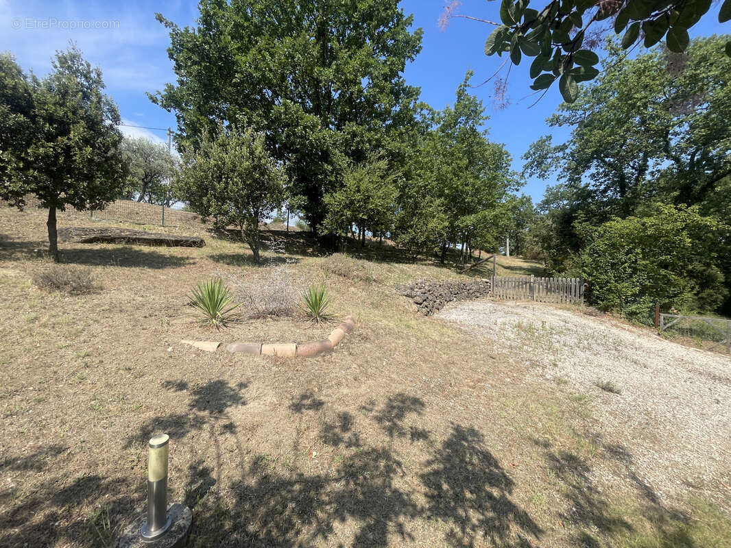Exclusivite / proche vaison / mazet renove / terrain 4.000m2 / piscine / vue - photo 9