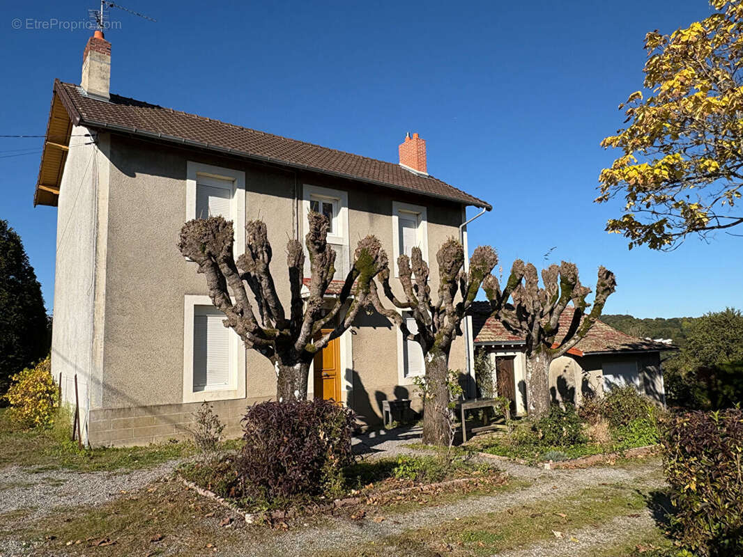 Maison à AIXE-SUR-VIENNE