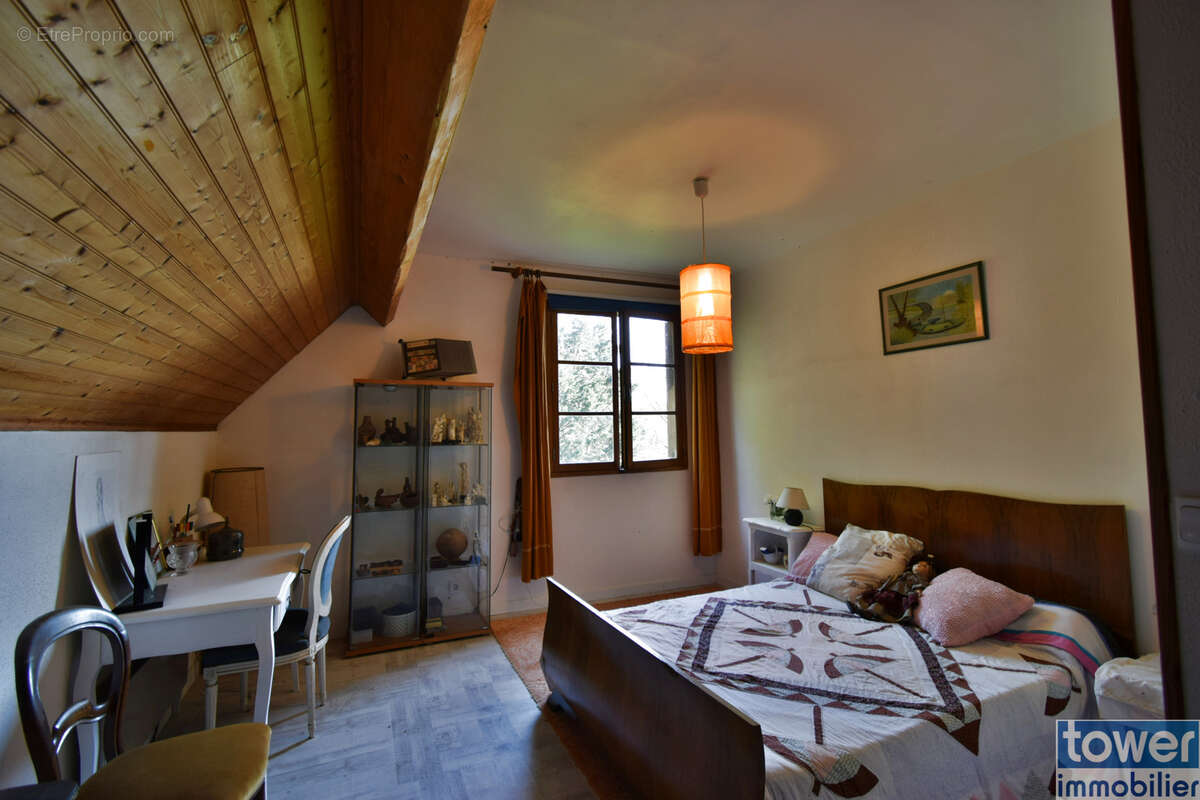 Maison à SAINT-PIERRE-D'EYRAUD