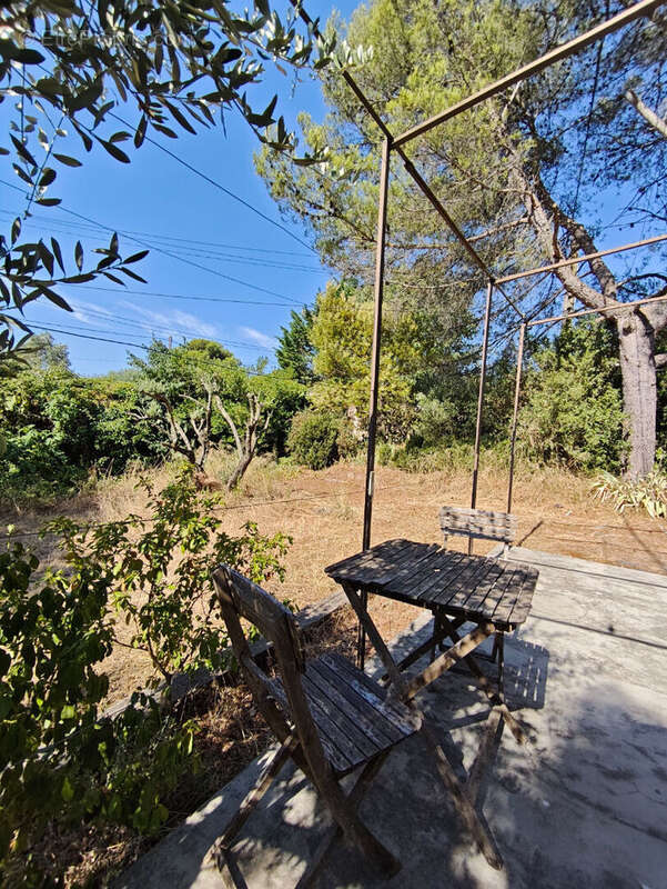 Maison T5 de plain-pied lumineuse sur parcelle de 606 m² - photo 4