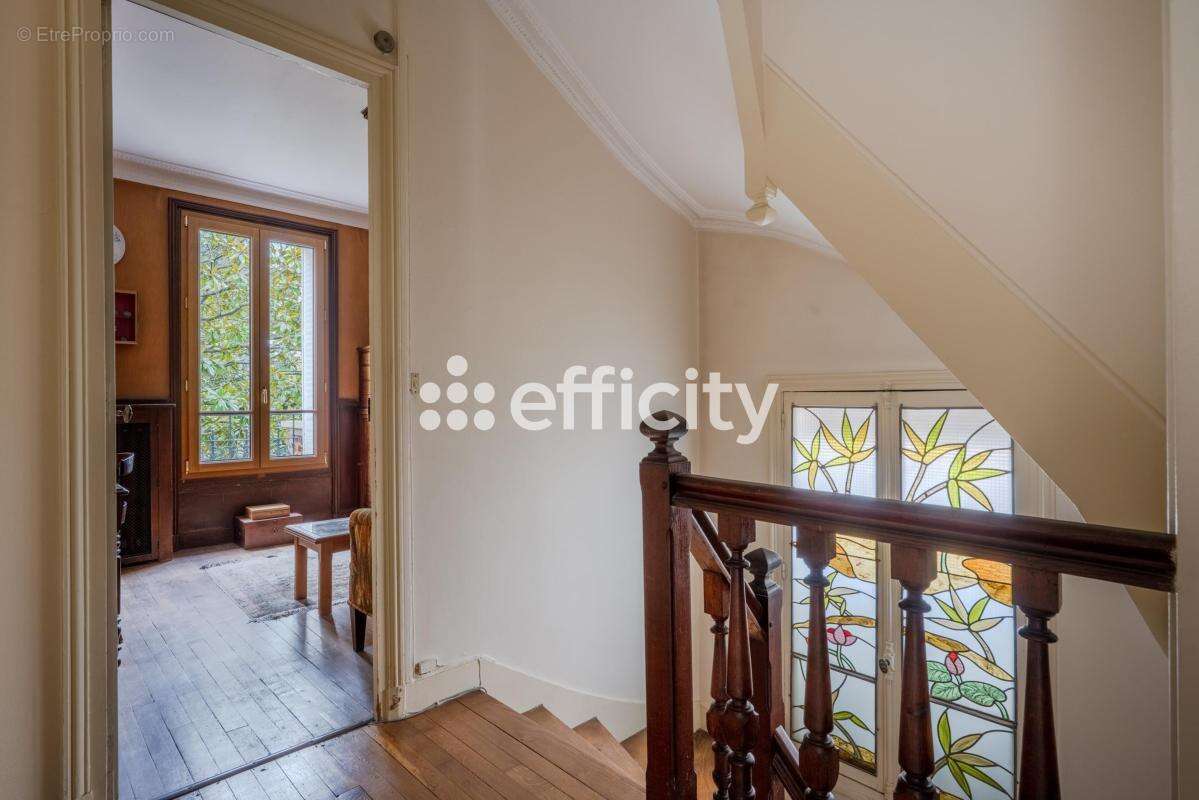Maison à SAINT-LEU-LA-FORET