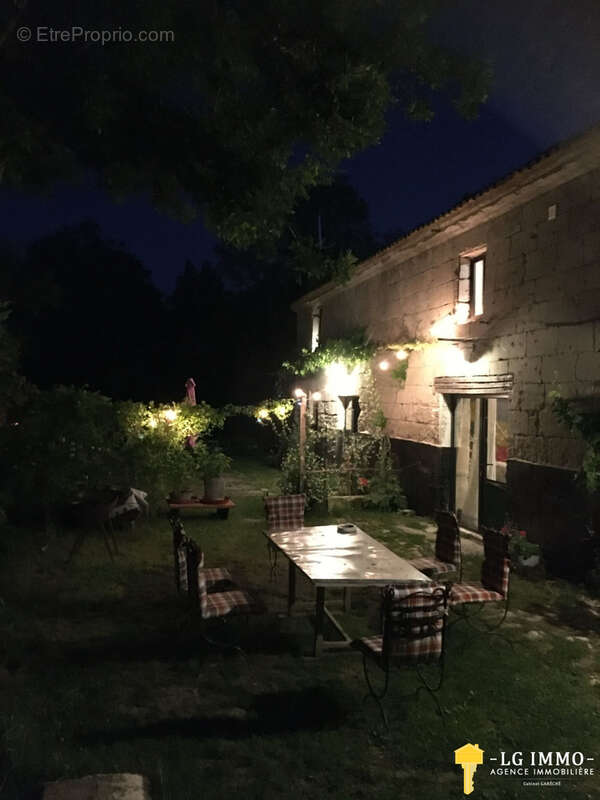 Maison à SAINT-FORT-SUR-GIRONDE