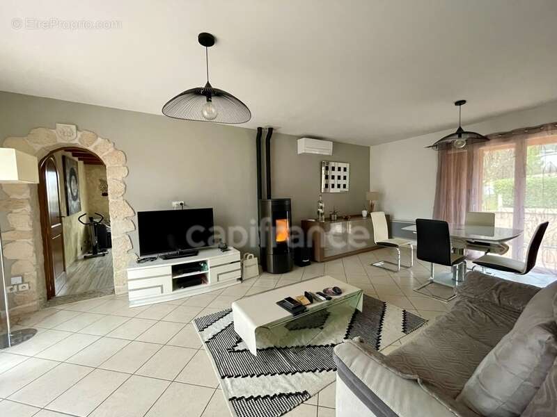 Maison à SAINT-HIPPOLYTE-DU-FORT