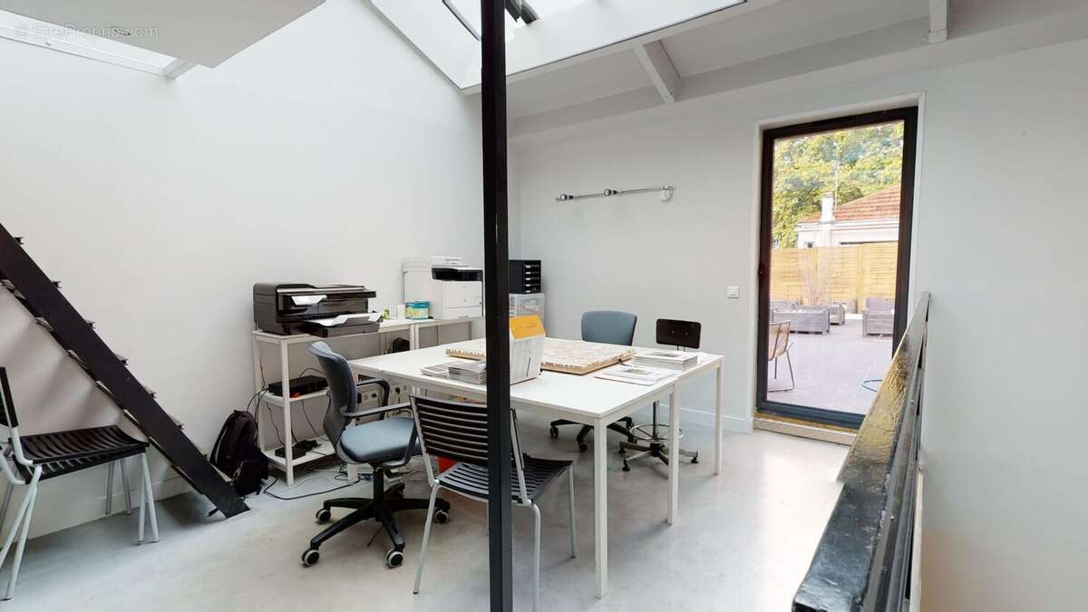 Maison à SAINT-MAUR-DES-FOSSES