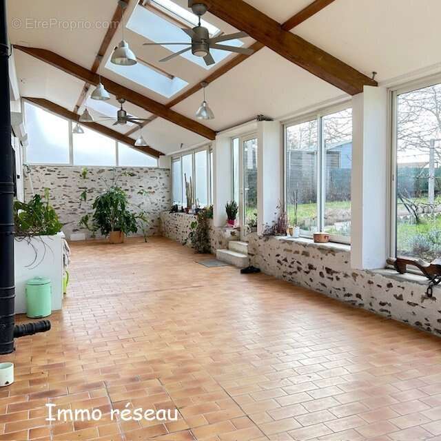 Maison 9 pièces 215 m² à vendre à La Ferte-Gaucher (77320) - photo 6