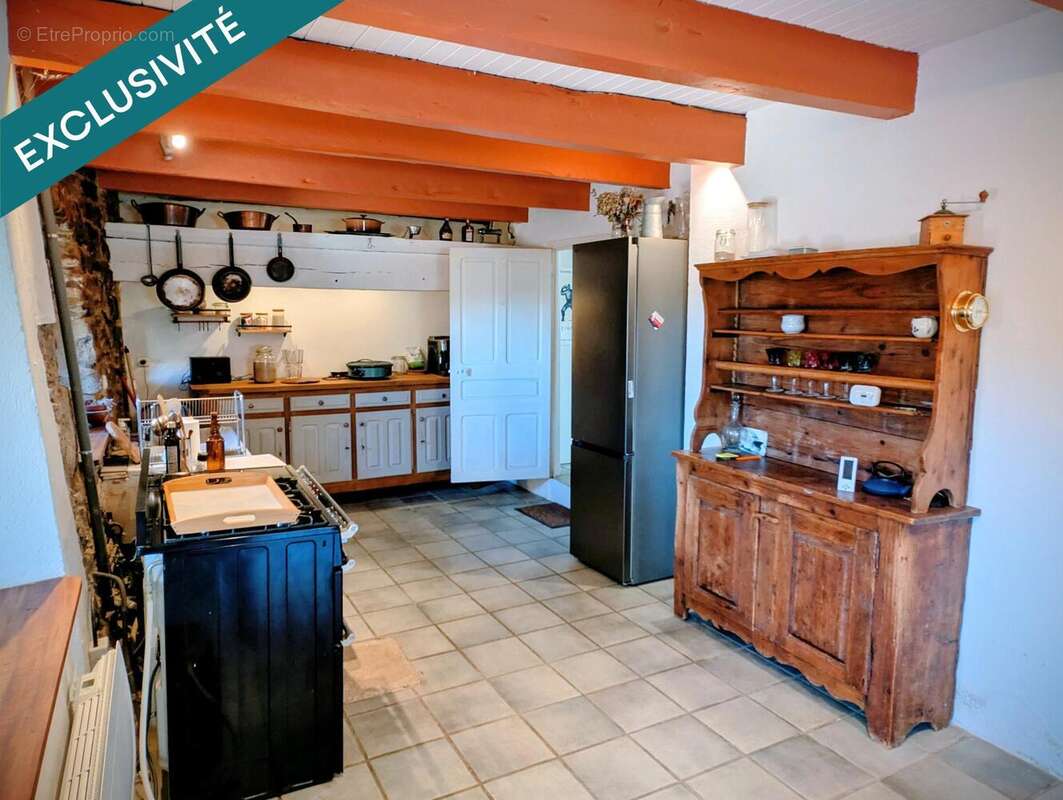Photo 4 - Maison à SAINT-JULIEN-DU-GUA