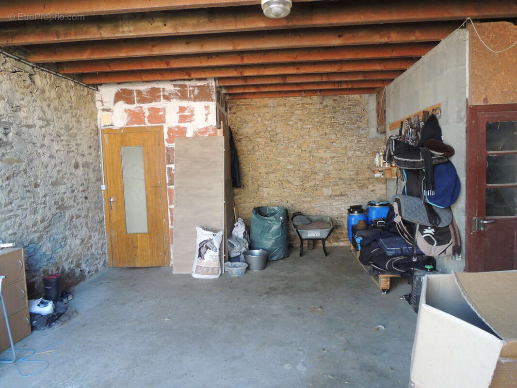 Maison à SAINTE-FLORENCE