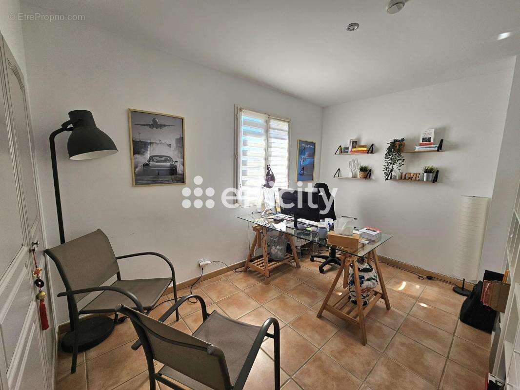 Maison 112 m² à Pertuis  - photo 14