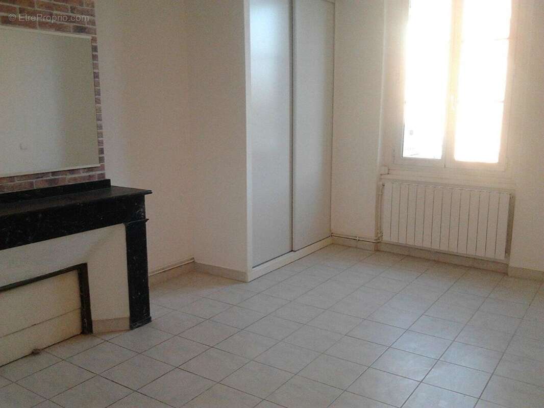 Appartement à SAINT-SULPICE-SUR-LEZE