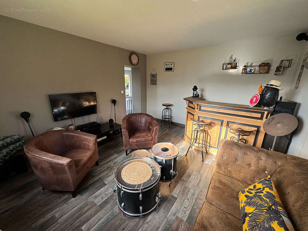 Maison à SAINT-SAUVEUR