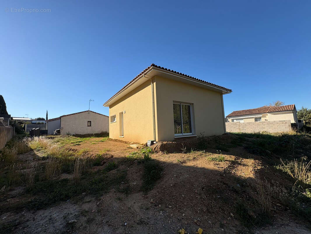 Maison à CRUZY