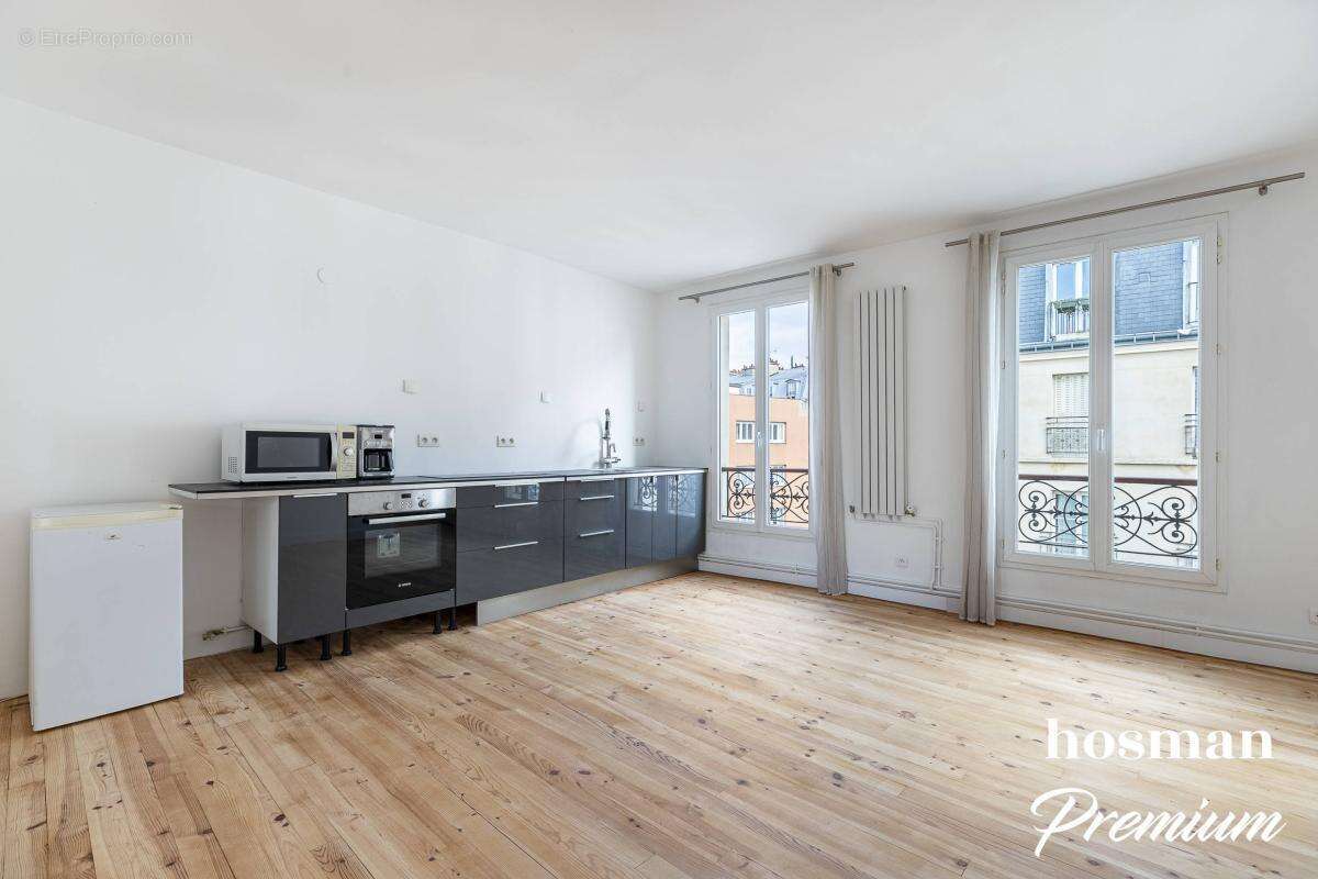 Appartement à PARIS-11E