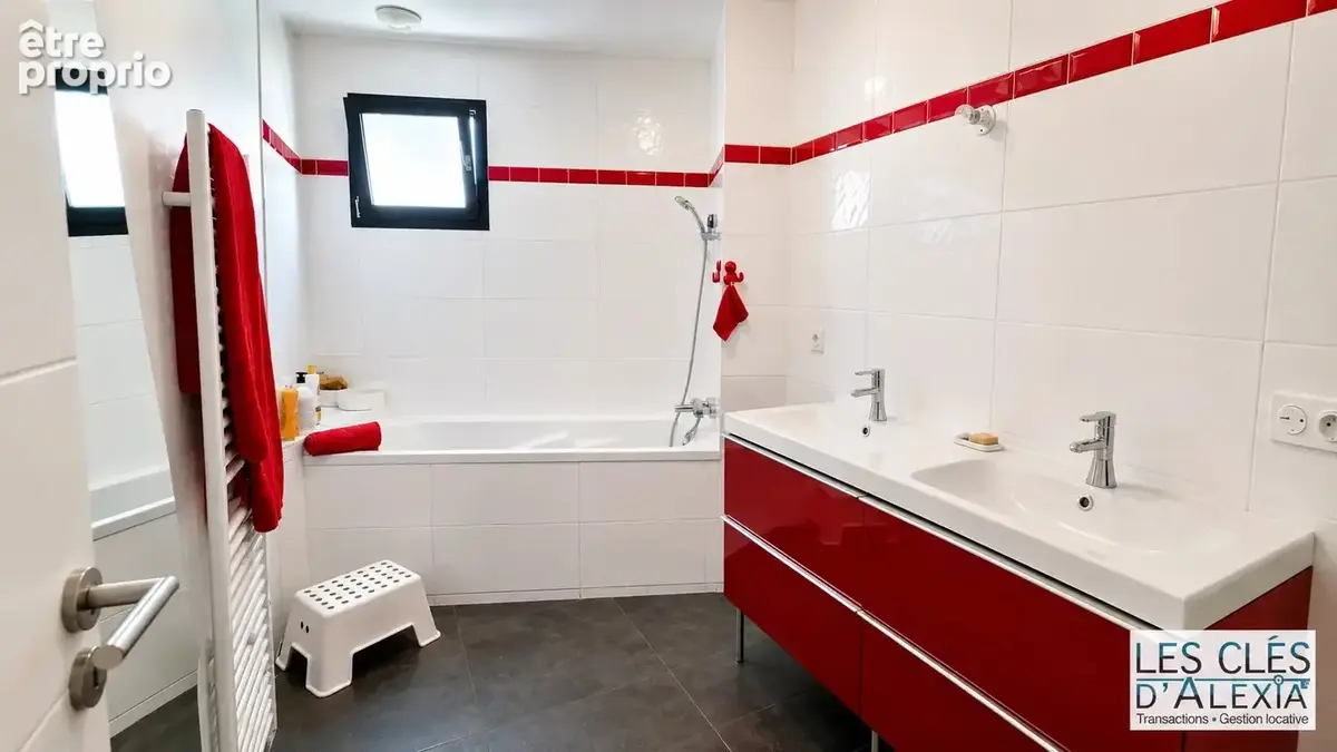 Villa d’Architecte d’Exception – Vue sur les Alpes, Piscine & Domotique - photo 10