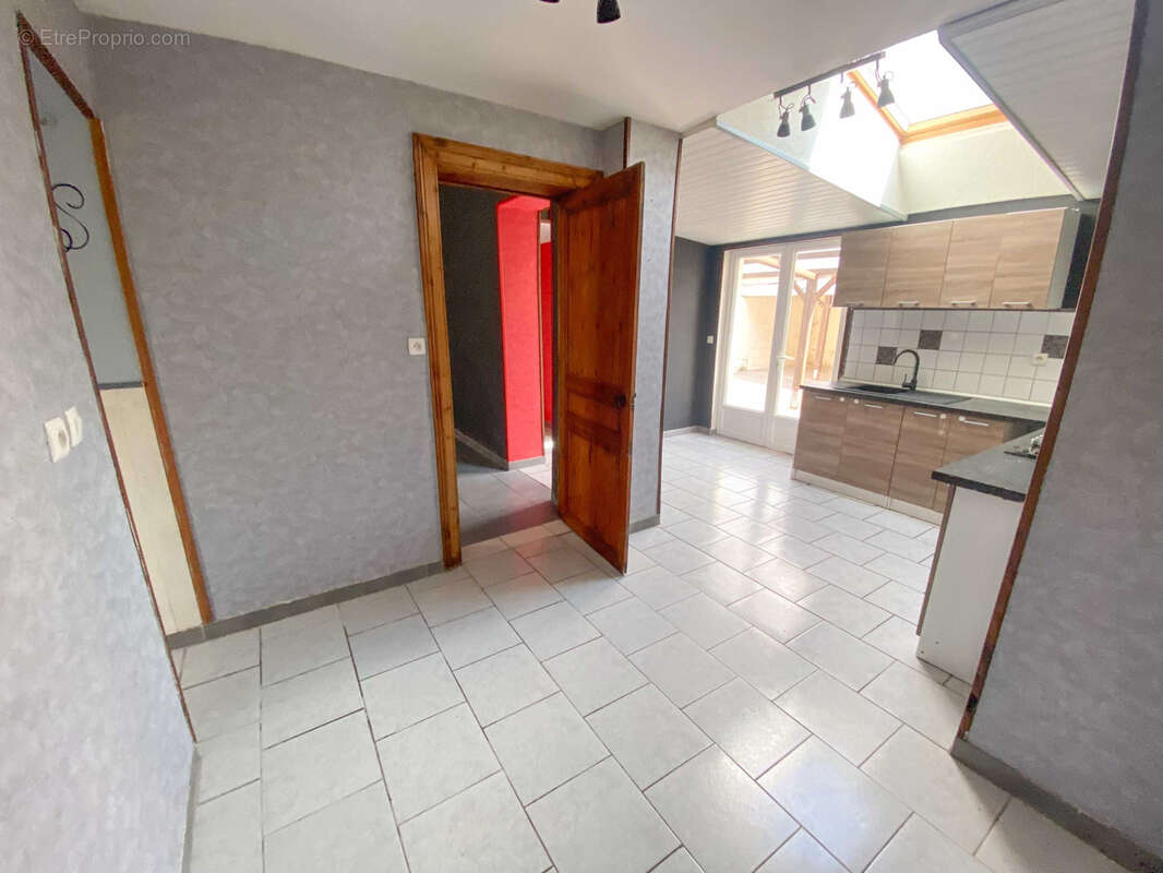 Maison à RECQUIGNIES