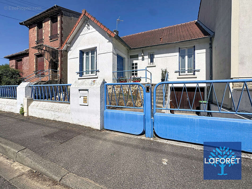 Maison Chilly-Mazarin 6 pièces 131 m² - photo 18