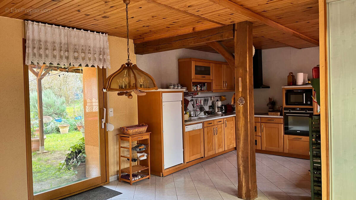 Maison à SAINT-SAUVEUR-EN-PUISAYE