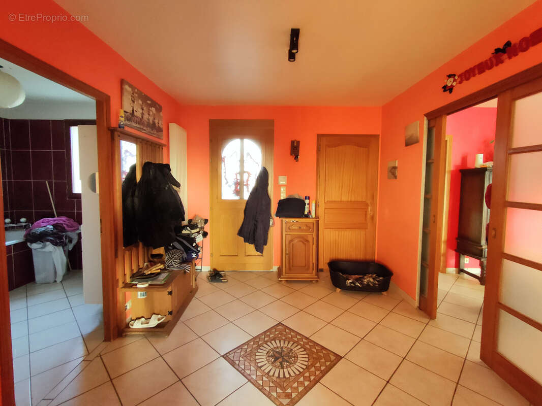 Maison à VARENNES-SUR-ALLIER