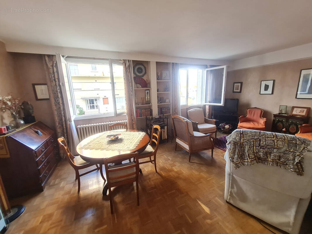 Appartement à BOULOGNE-BILLANCOURT