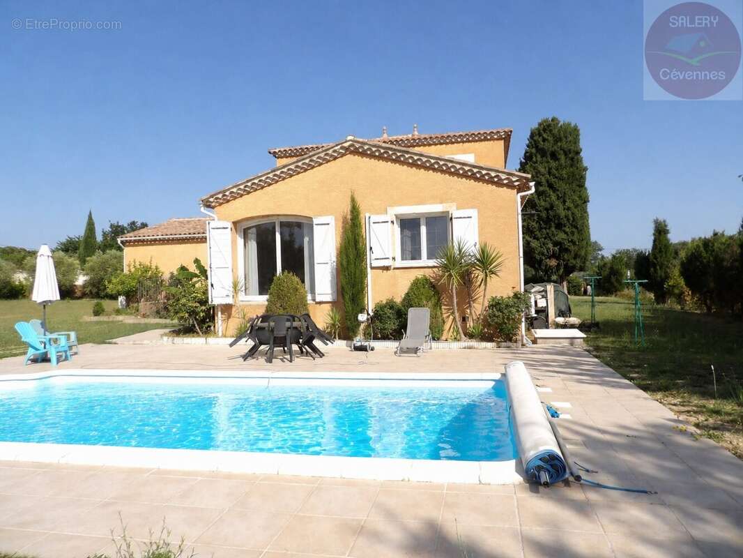 Maison à LEDIGNAN