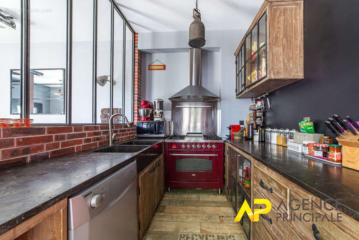 Maison à LA GARENNE-COLOMBES